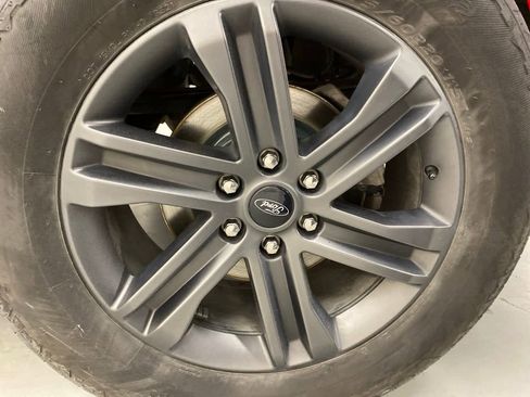 Used 2022 Ford F150 XLT w/ Equipment Group 302A High image 27