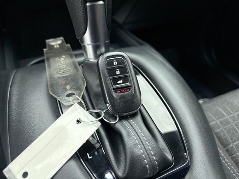 Used 2025 Honda HR-V LX image 22
