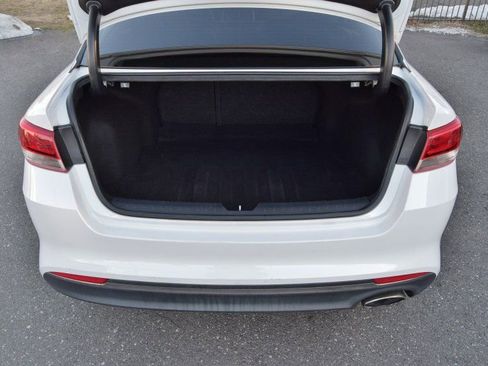 Used 2017 Kia Optima LX image 8