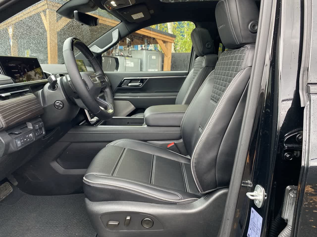 Used 2026 GMC Sierra EV Denali AWD/4WD image 13