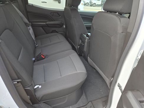 Used 2025 Chevrolet Colorado W/T w/ Advanced Trailering Package image 7