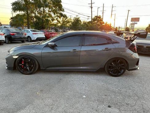 Used 2017 Honda Civic Sport Touring image 8