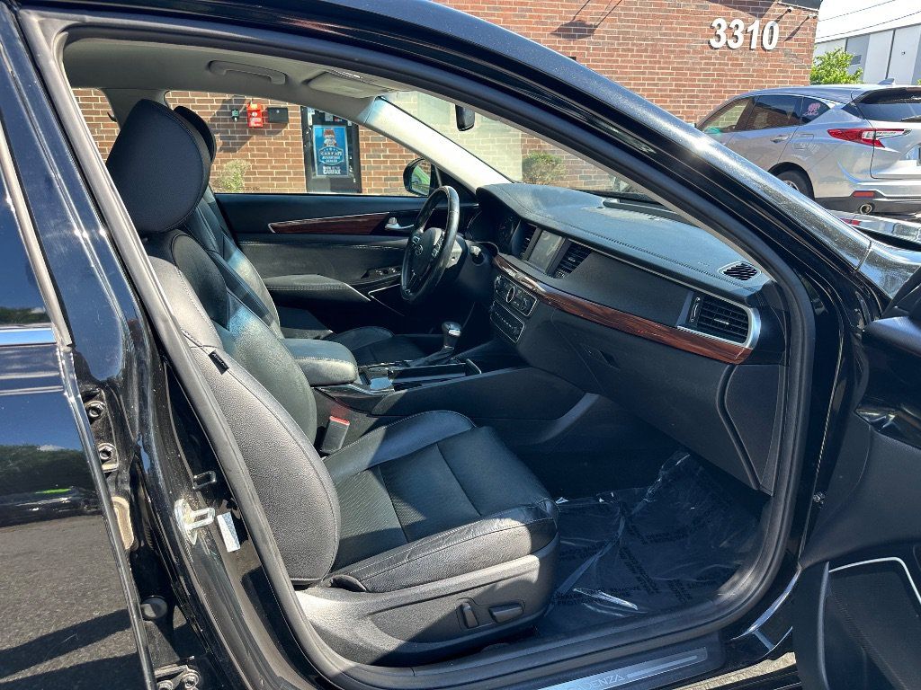 Used 2019 Kia Cadenza Premium FWD image 21