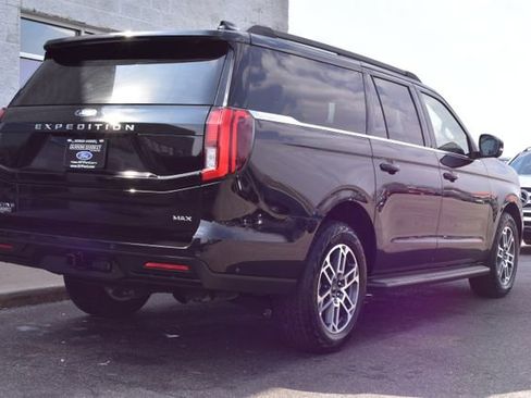 Used 2025 Ford Expedition Max Active AWD/4WD image 16