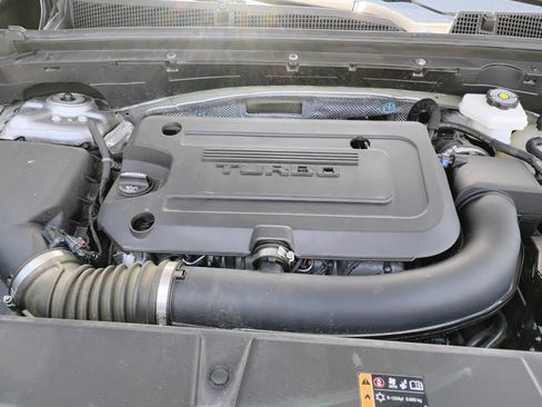 Used 2023 Buick Envision Essence w/ Sport Touring Package AWD/4WD image 38