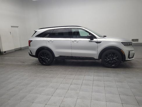 Used 2021 Kia Sorento SX image 11