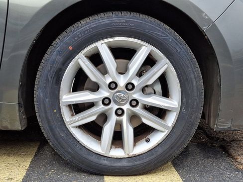 Used 2014 Toyota Avalon XLE Premium image 8