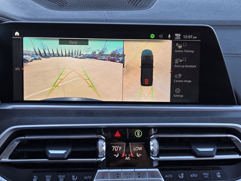 Used 2022 BMW X5 xDrive40i w/ M Sport Package image 21