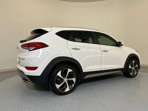 Used 2018 Hyundai Tucson Limited image 9