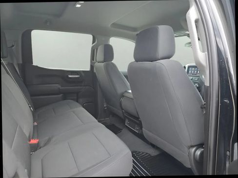 Used 2021 Chevrolet Silverado 1500 Custom w/ Safety Confidence Package AWD/4WD image 15