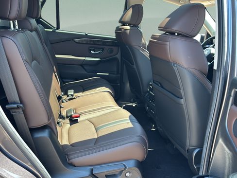 Certified 2023 Honda Pilot Elite image 14