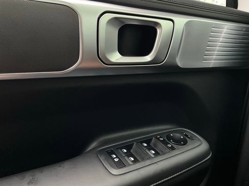 Used 2025 Hyundai Santa Fe SEL image 21