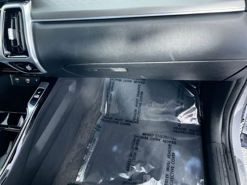 Certified 2023 Kia Sorento SX image 31