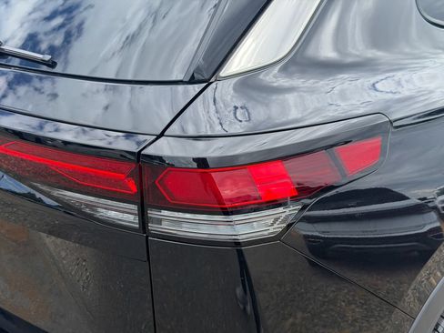 New 2026 Volkswagen Tiguan S AWD/4WD image 6