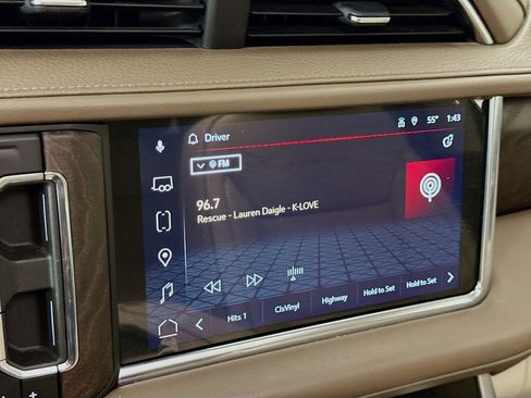 Used 2023 GMC Yukon Denali image 16