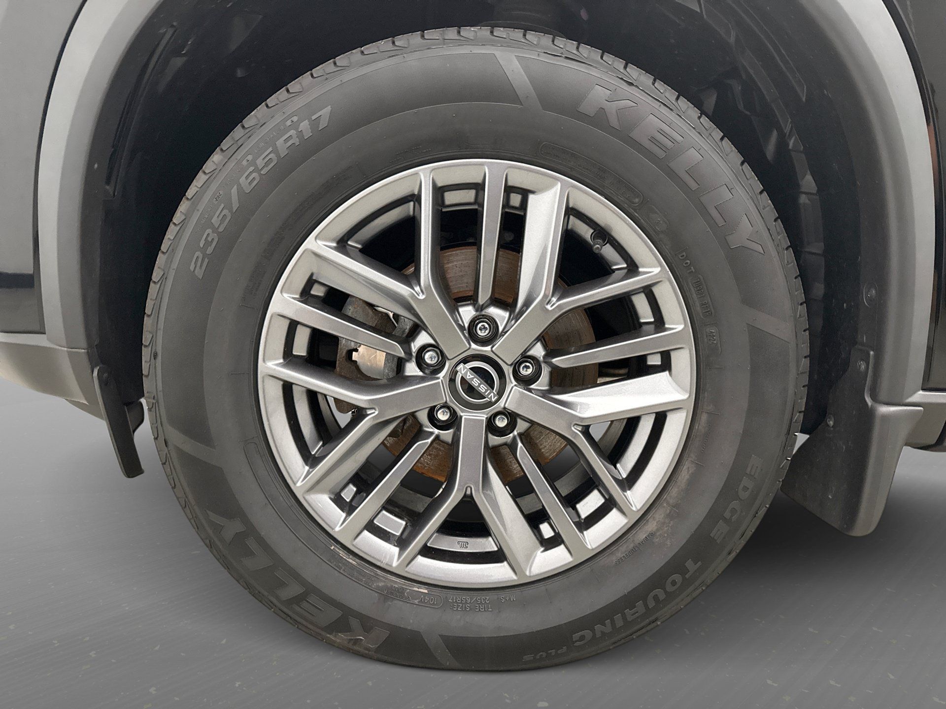 Used 2023 Nissan Rogue S AWD/4WD image 23