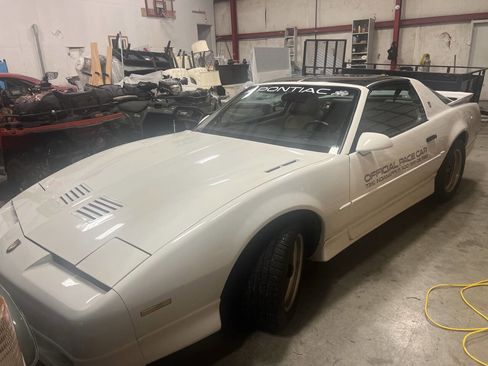 Used 1989 Pontiac Firebird Trans Am image 4