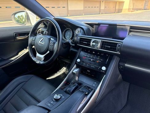 Used 2017 Lexus IS 350 F Sport w/ F Sport Package RWD image 19