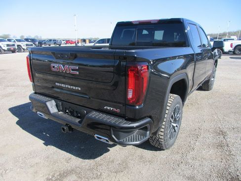 New 2026 GMC Sierra 1500 AT4 w/ AT4 Premium Package image 5