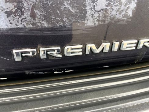 Used 2022 Chevrolet Tahoe Premier image 10