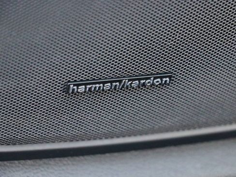 Used 2018 Maserati Quattroporte S image 18