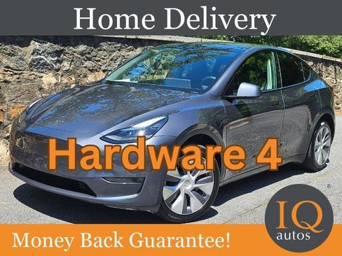 Used 2023 Tesla Model Y Long Range AWD/4WD image 1