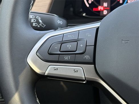 New 2026 Volkswagen Atlas SE image 12