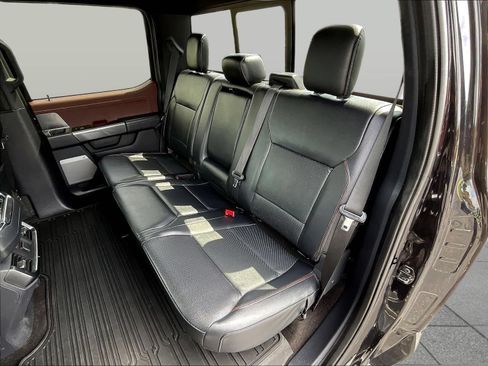 Used 2022 Ford F150 Lariat w/ Equipment Group 502A High AWD/4WD image 24