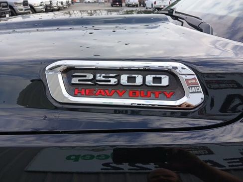 Used 2022 RAM 2500 Limited image 15