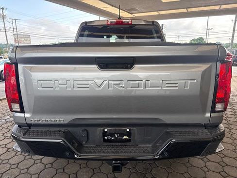 Used 2025 Chevrolet Colorado Trail Boss AWD/4WD image 7