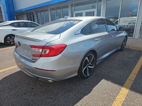 Used 2020 Honda Accord Sport image 3