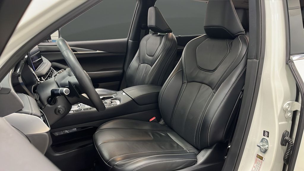 Used 2023 INFINITI QX60 Luxe w/ Cargo Package AWD/4WD image 9
