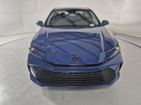 New 2026 Toyota Camry Hybrid image 8