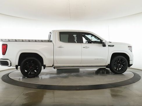 Used 2023 GMC Sierra 1500 Denali image 6