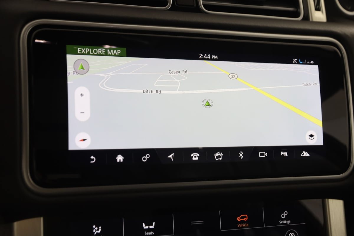 Used 2018 Land Rover Range Rover Supercharged AWD/4WD image 9