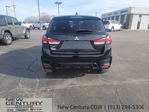 Used 2024 Mitsubishi Outlander Sport ES AWD/4WD image 4