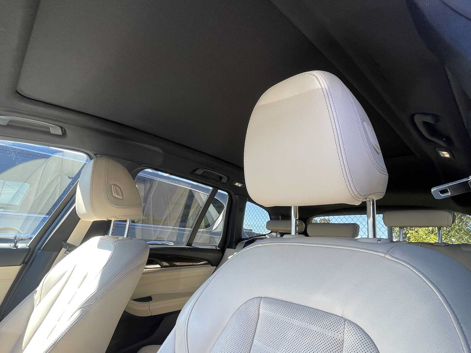 Used 2019 BMW X3 xDrive30i w/ Executive Package AWD/4WD image 11