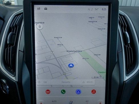 Used 2024 Ford Edge SEL w/ Convenience Package image 20