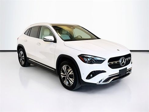 Certified 2025 Mercedes-Benz GLA 250 4MATIC image 3