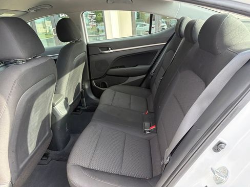 Used 2020 Hyundai Elantra SEL w/ Cargo Package (C1) FWD image 18