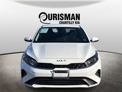 Used 2023 Kia Forte LXS w/ LXS Technology Package image 6