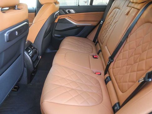 New 2026 BMW X5 xDrive40i w/ Executive Package image 15