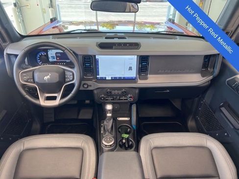 Used 2024 Ford Bronco Black Diamond AWD/4WD image 15