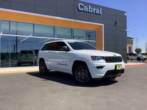 Used 2021 Jeep Grand Cherokee Limited w/ Quick Order Package 28K 80th AWD/4WD image 2