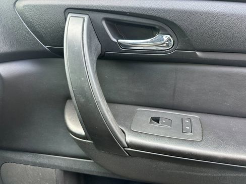 Used 2015 Chevrolet Traverse LT w/ Style and Technology Package FWD image 20