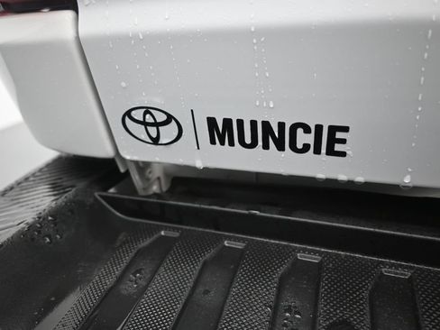 Used 2025 Ford F150 XLT w/ Equipment Group 301A Standard AWD/4WD image 34