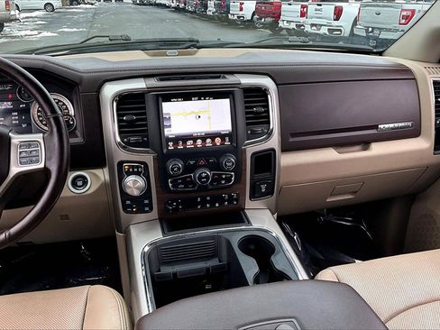 Used 2017 RAM 1500 Laramie w/ Convenience Group image 6