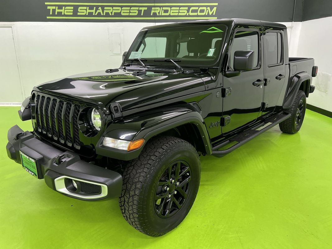 Used 2023 Jeep Gladiator Sport AWD/4WD image 5