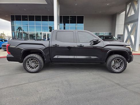 Used 2022 Toyota Tundra Platinum image 7