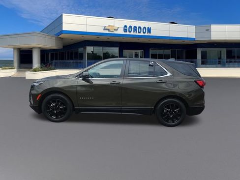 Used 2023 Chevrolet Equinox LT FWD image 2